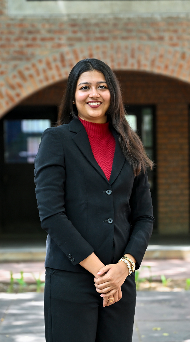 Dhruvi  Naik