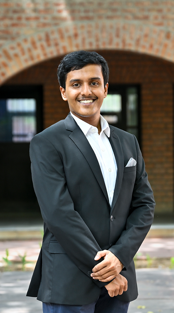 Shreyas Manish Nadkarni